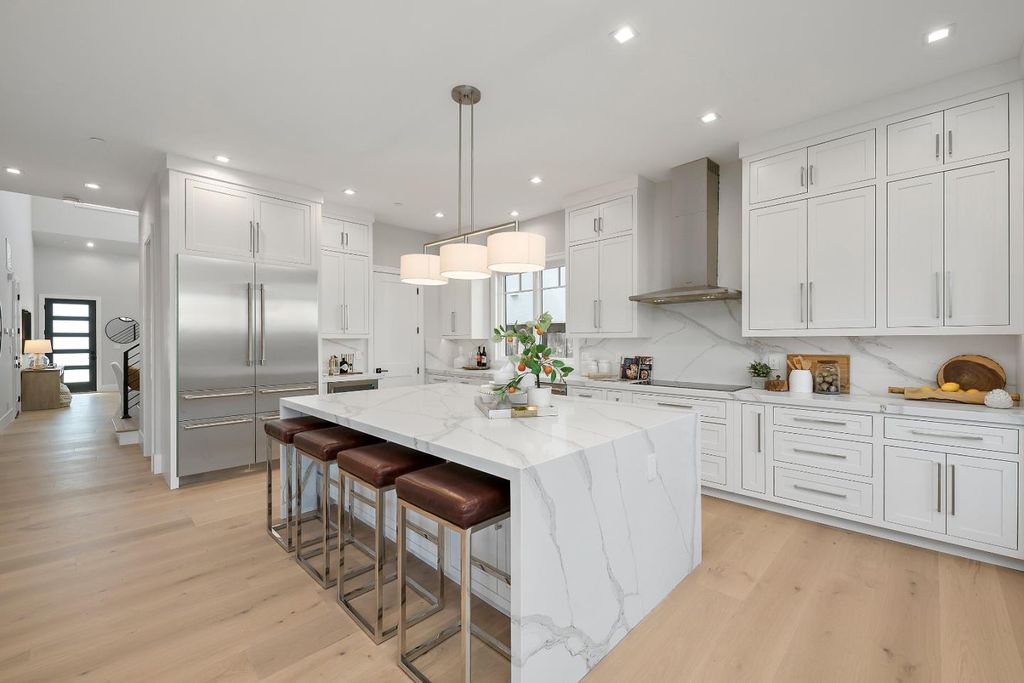 Photo of 263 Belmont Avenue, Redwood City, CA 94061 (MLS # ML82026293)