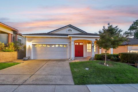 Photo of 8888 Wine Valley Circle, San Jose, CA 95135 (MLS # ML82045219)