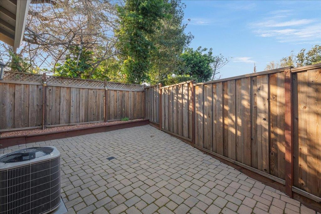 listing image 44