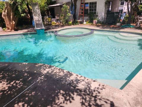 A home in San Leandro