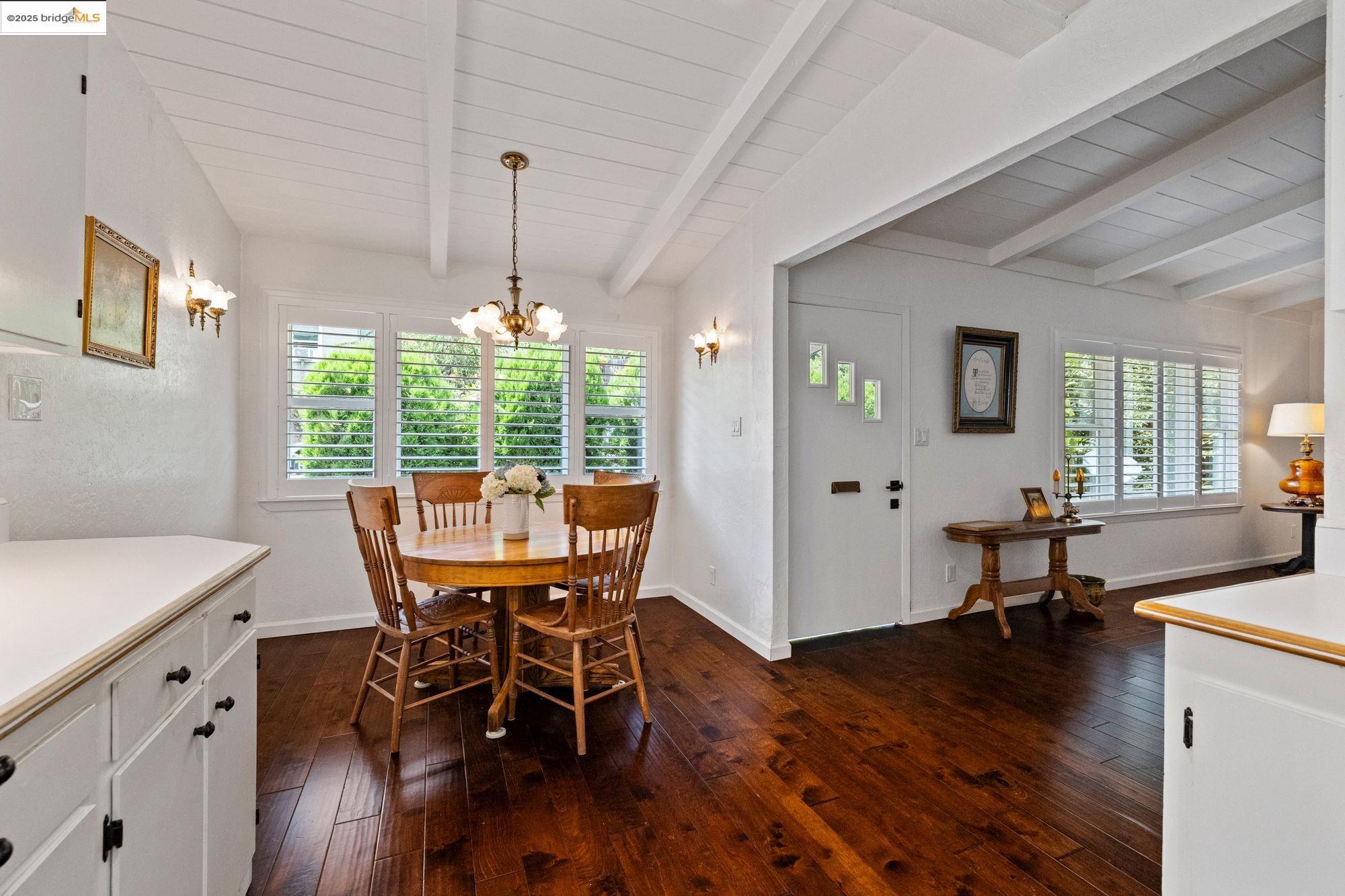 Sonora, California 95370, United States, 2 Bedrooms Bedrooms, ,1 BathroomBathrooms,Residential,Active,164475