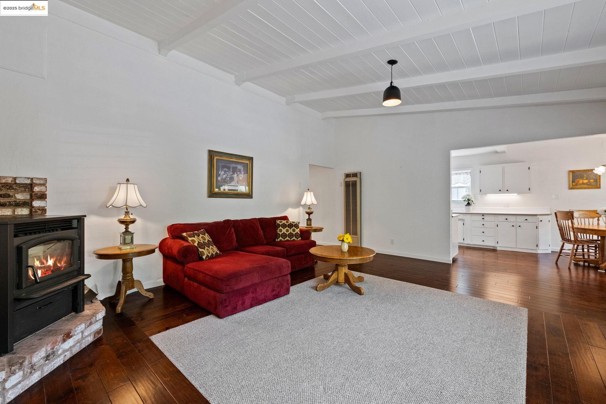 Sonora, California 95370, United States, 2 Bedrooms Bedrooms, ,1 BathroomBathrooms,Residential,Active,164475