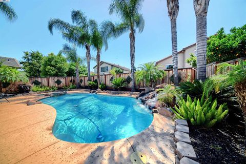 4597 Bonsai Ave Tracy CA 95377