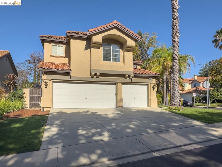 Photo 1 of 48 — 5300 Clearbrook Dr, Concord, CA 94521