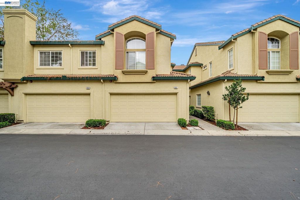 Photo of 4251 Lucero Ct, Pleasanton, CA 94588 (MLS # 41131885)