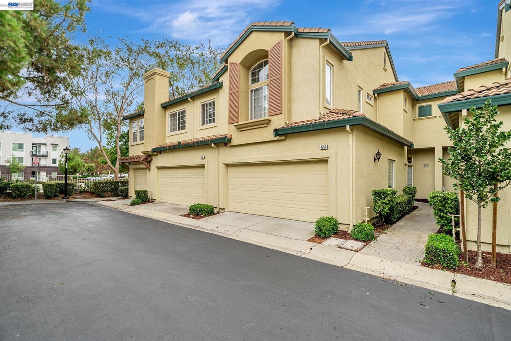Photo of 4251 Lucero Ct, Pleasanton, CA 94588 (MLS # 41131885)