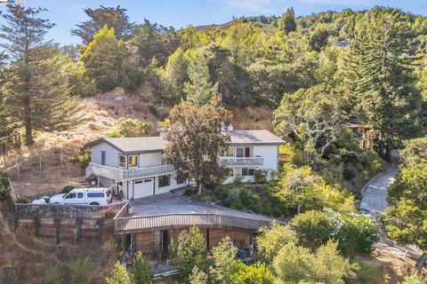 A home in San Anselmo