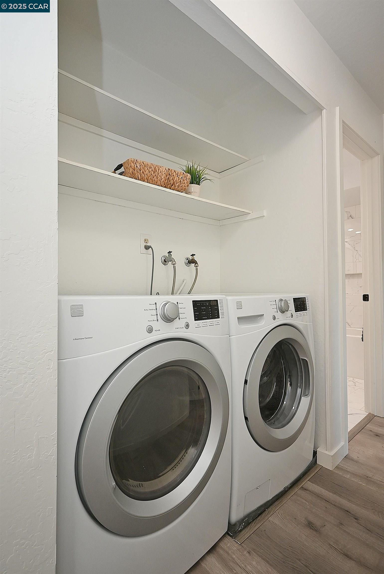 Pleasant Hill, California 94523, United States, 2 Bedrooms Bedrooms, ,2 BathroomsBathrooms,Residential,Active,187759