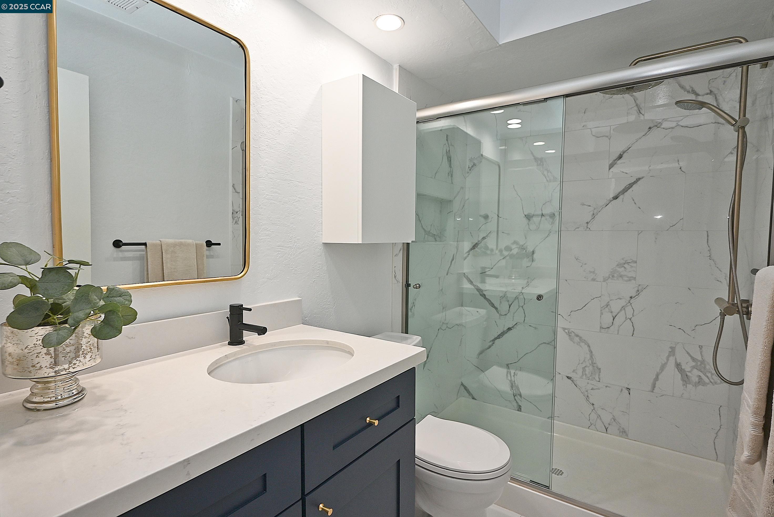 Pleasant Hill, California 94523, United States, 2 Bedrooms Bedrooms, ,2 BathroomsBathrooms,Residential,Active,187759