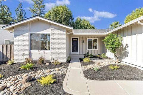 A home in San Ramon