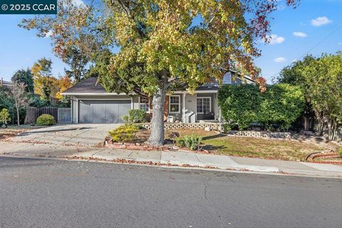 Photo of 1412 Conejo Way, Walnut Creek, CA 94597 (MLS # 41118639)