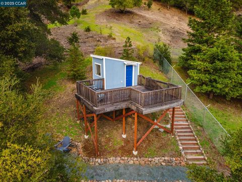 A home in Orinda