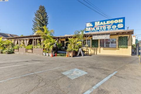 Photo of 3829 Foothill Blvd, Oakland, CA 94601 (MLS # 41119114)