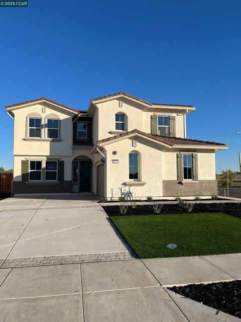 A home in West Sacramento