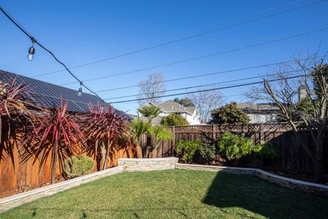 A home in Burlingame