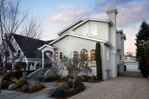 A home in Burlingame