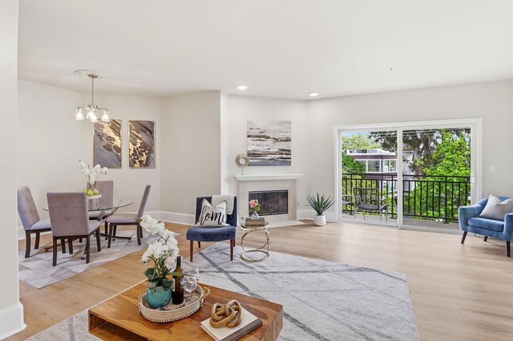 Photo of 107 El Camino Real #302, Burlingame, CA 94010 (MLS # ML82041082)