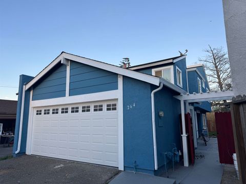Photo of 264 S 47Th Street, Richmond, CA 94804 (MLS # 41121645)