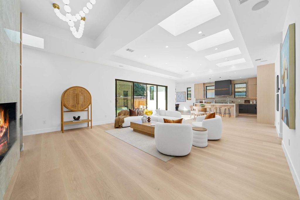 Photo of 89 Centre Street, Mountain View, CA 94041 (MLS # ML82026392)