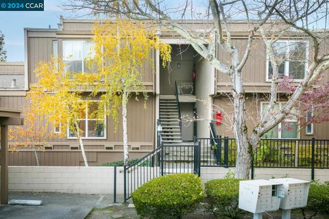 A home in Moraga