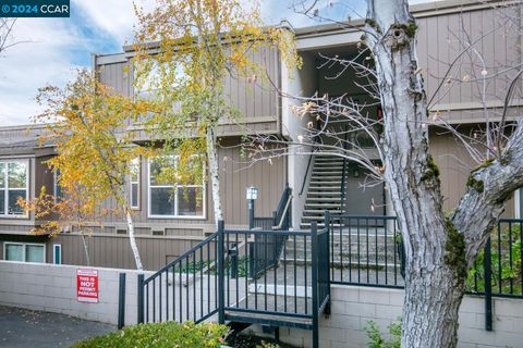 A home in Moraga