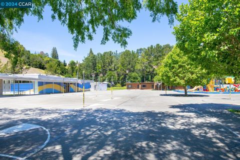 A home in Moraga