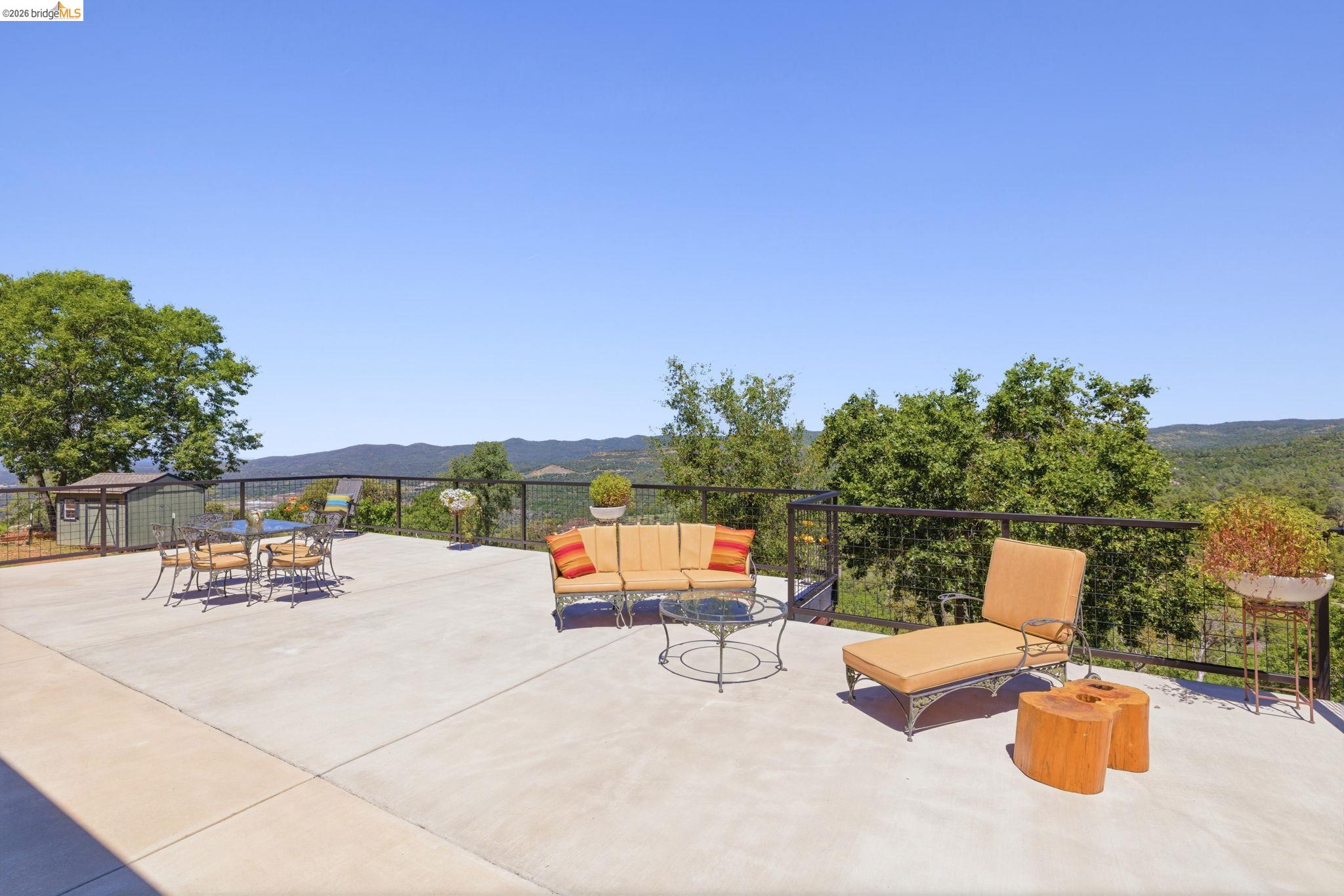 16010 Granite Park Rd, Sonora, CA, 95370, USA, 3 Bedrooms Bedrooms, ,4 BathroomsBathrooms,Residential,Active,16010 Granite Park Rd,41135067