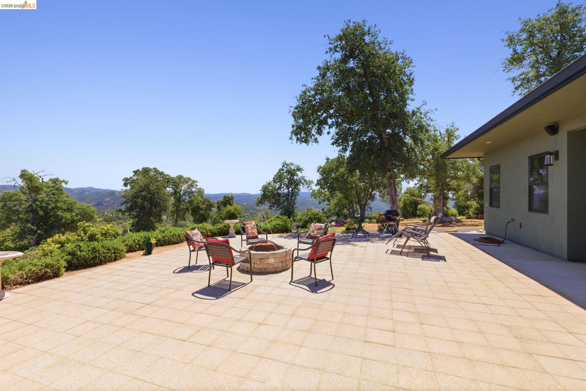 16010 Granite Park Rd, Sonora, CA, 95370, USA, 3 Bedrooms Bedrooms, ,4 BathroomsBathrooms,Residential,Active,16010 Granite Park Rd,41135067