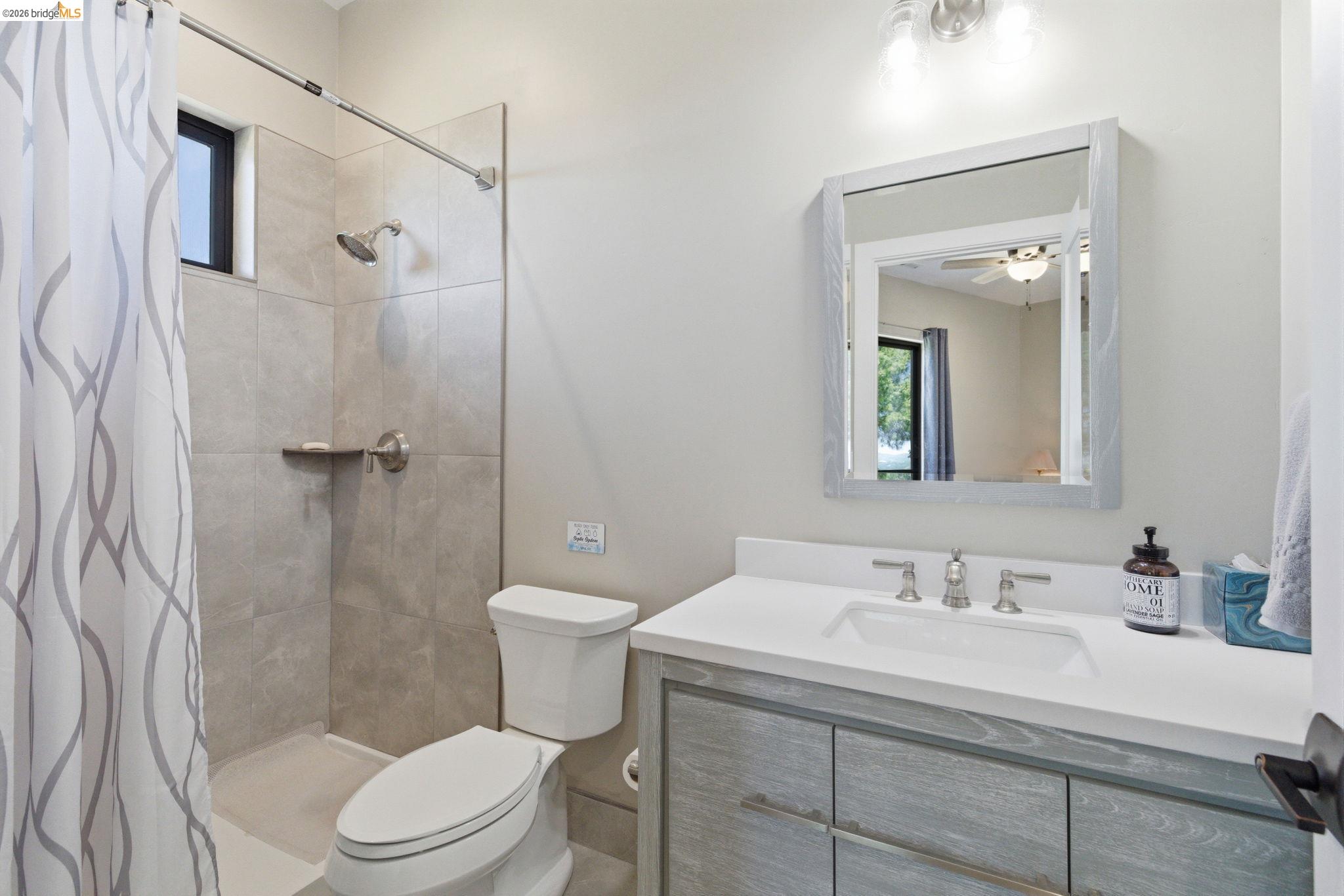 16010 Granite Park Rd, Sonora, CA, 95370, USA, 3 Bedrooms Bedrooms, ,4 BathroomsBathrooms,Residential,Active,16010 Granite Park Rd,41135067