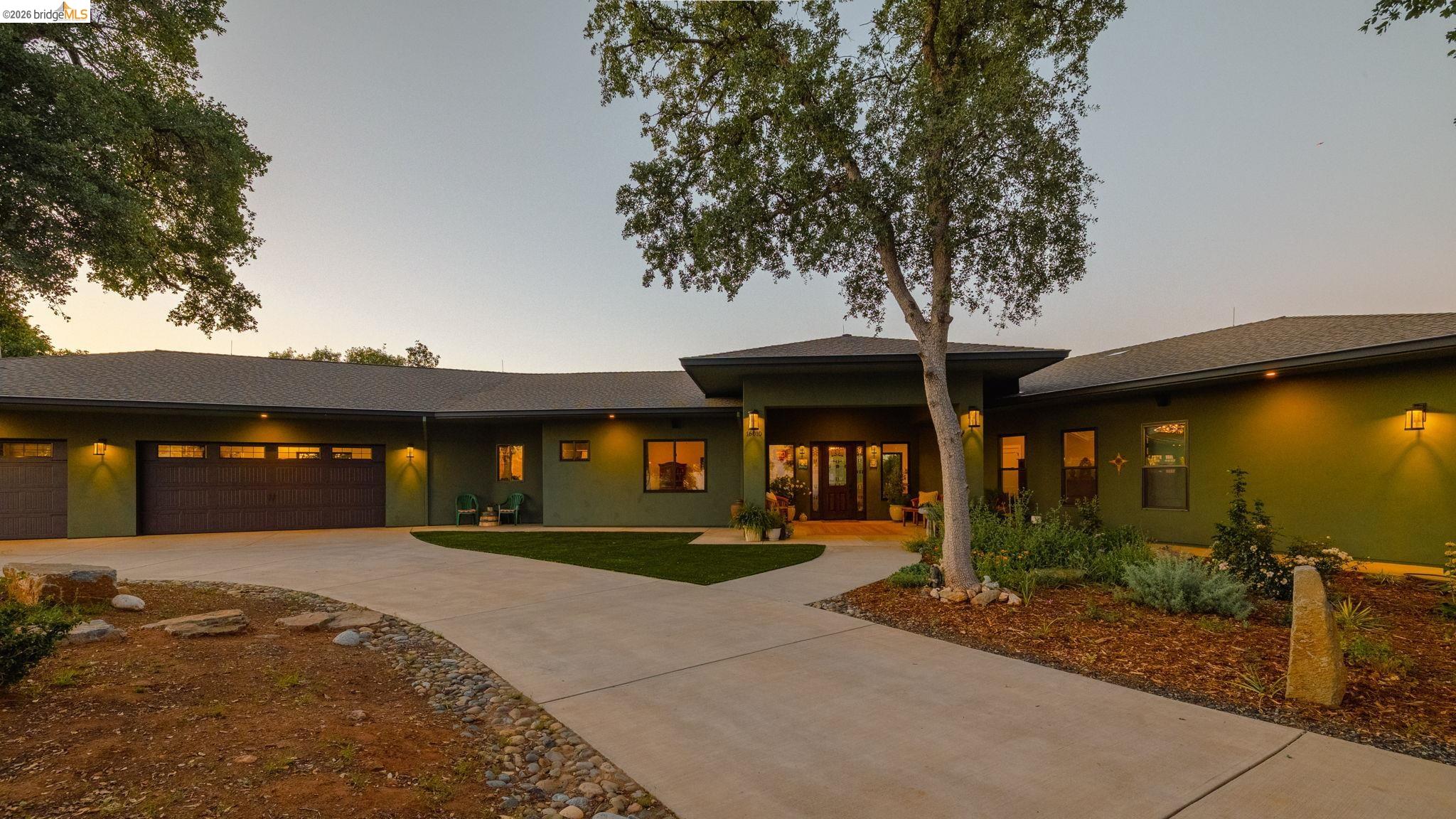 16010 Granite Park Rd, Sonora, CA, 95370, USA, 3 Bedrooms Bedrooms, ,4 BathroomsBathrooms,Residential,Active,16010 Granite Park Rd,41135067