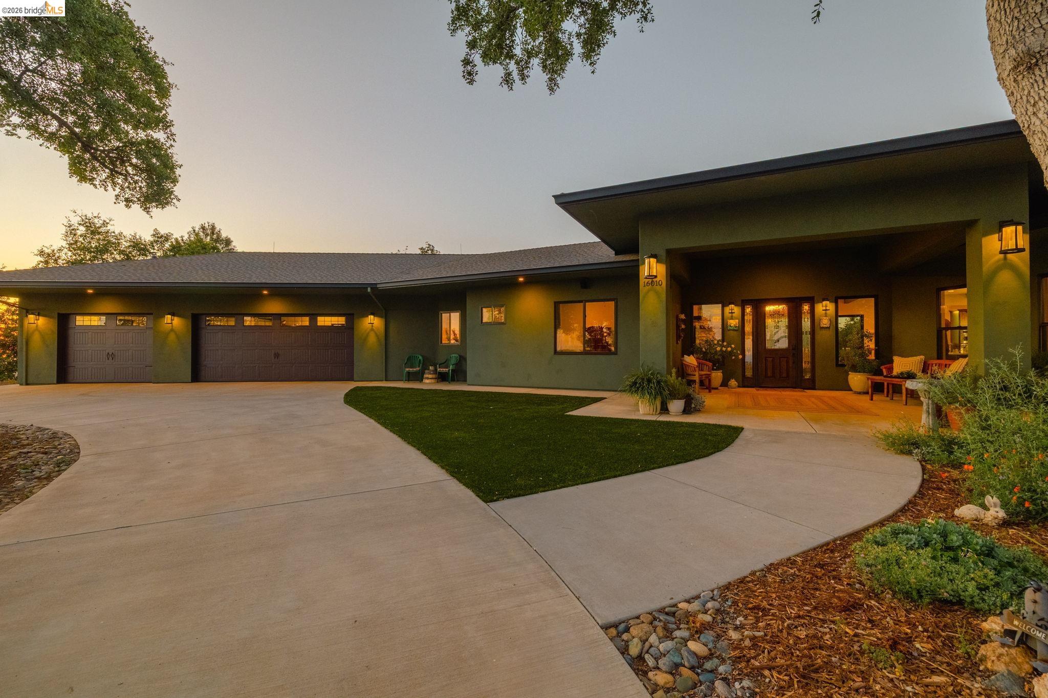 16010 Granite Park Rd, Sonora, CA, 95370, USA, 3 Bedrooms Bedrooms, ,4 BathroomsBathrooms,Residential,Active,16010 Granite Park Rd,41135067