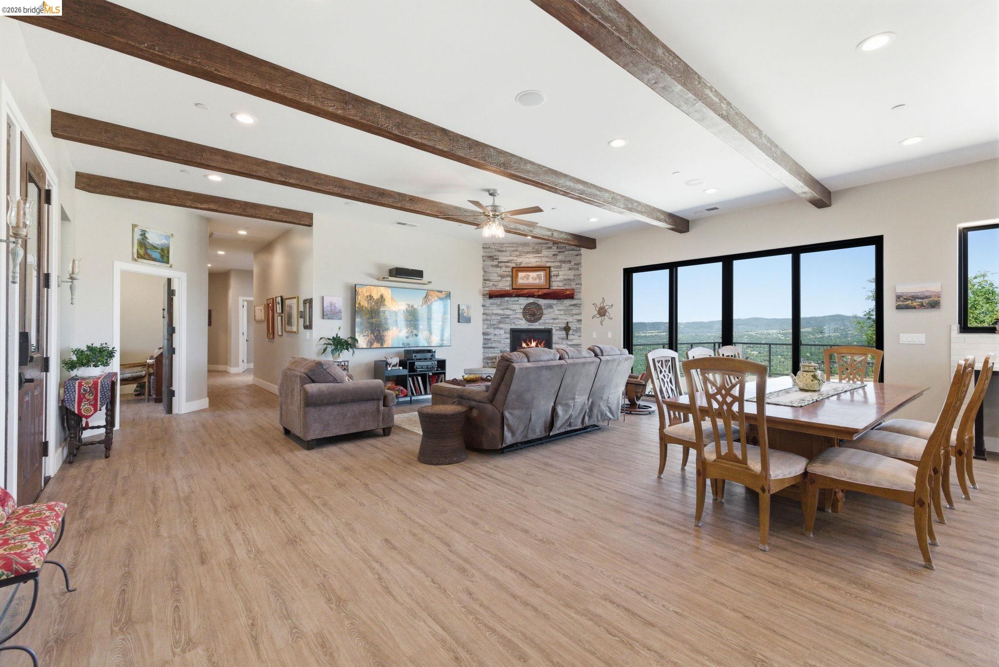 16010 Granite Park Rd, Sonora, CA, 95370, USA, 3 Bedrooms Bedrooms, ,4 BathroomsBathrooms,Residential,Active,16010 Granite Park Rd,41135067