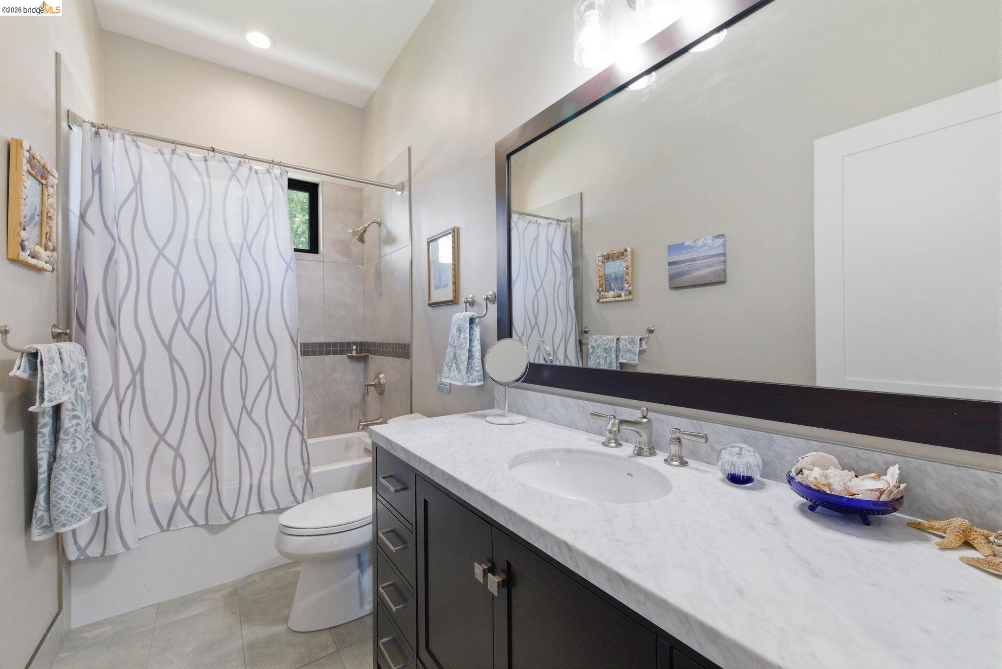 16010 Granite Park Rd, Sonora, CA, 95370, USA, 3 Bedrooms Bedrooms, ,4 BathroomsBathrooms,Residential,Active,16010 Granite Park Rd,41135067