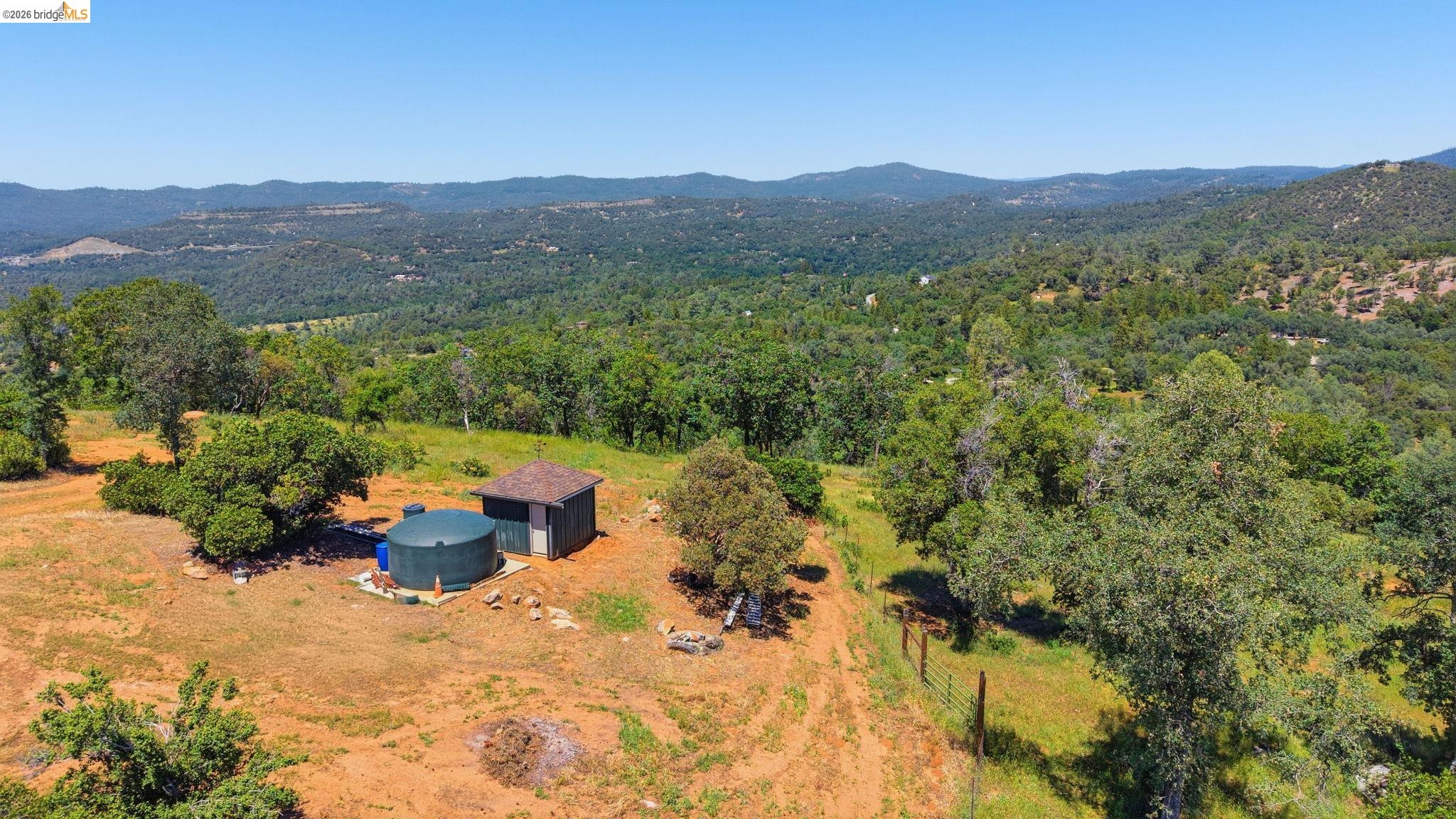16010 Granite Park Rd, Sonora, CA, 95370, USA, 3 Bedrooms Bedrooms, ,4 BathroomsBathrooms,Residential,Active,16010 Granite Park Rd,41135067