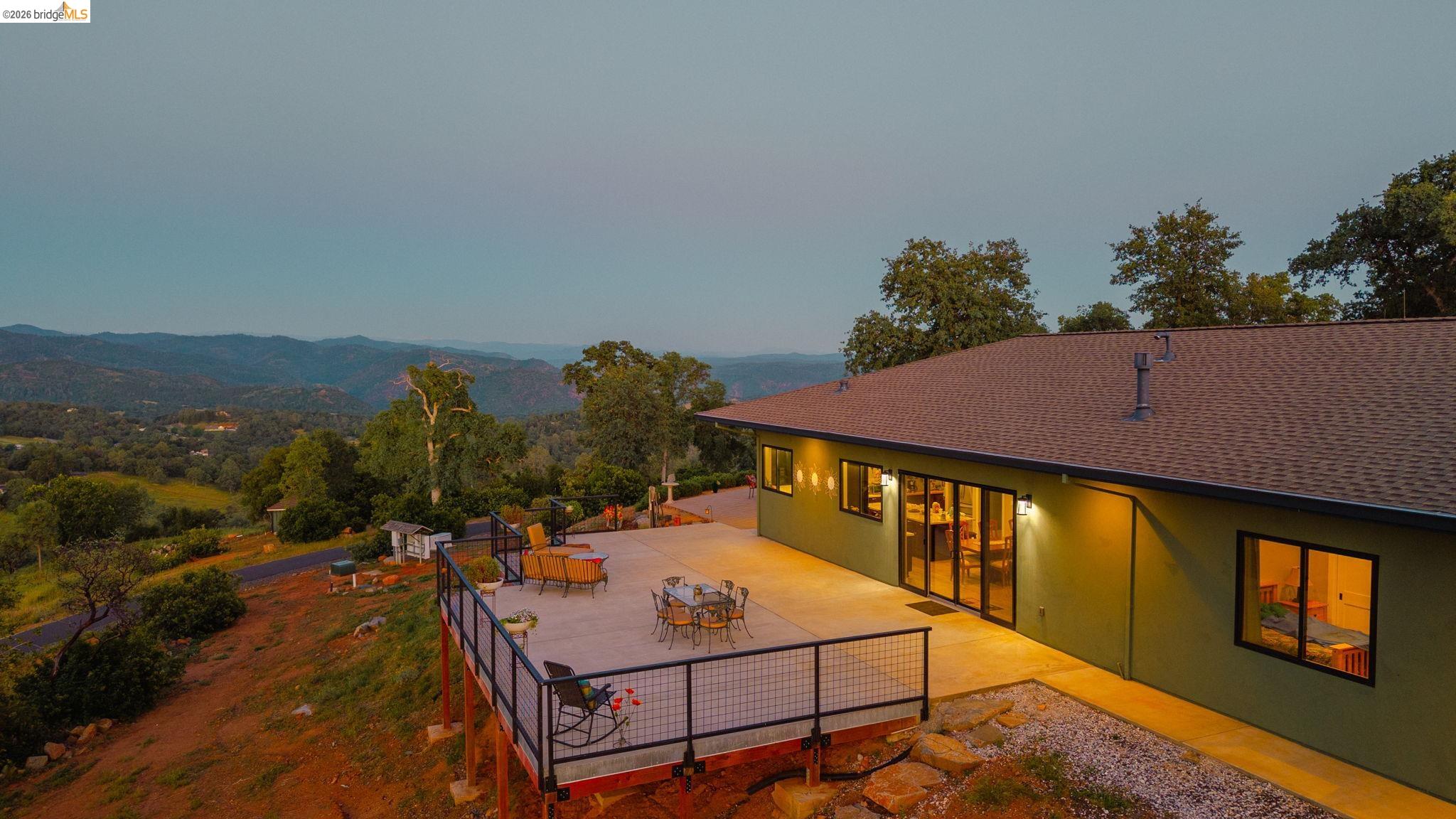 16010 Granite Park Rd, Sonora, CA, 95370, USA, 3 Bedrooms Bedrooms, ,4 BathroomsBathrooms,Residential,Active,16010 Granite Park Rd,41135067