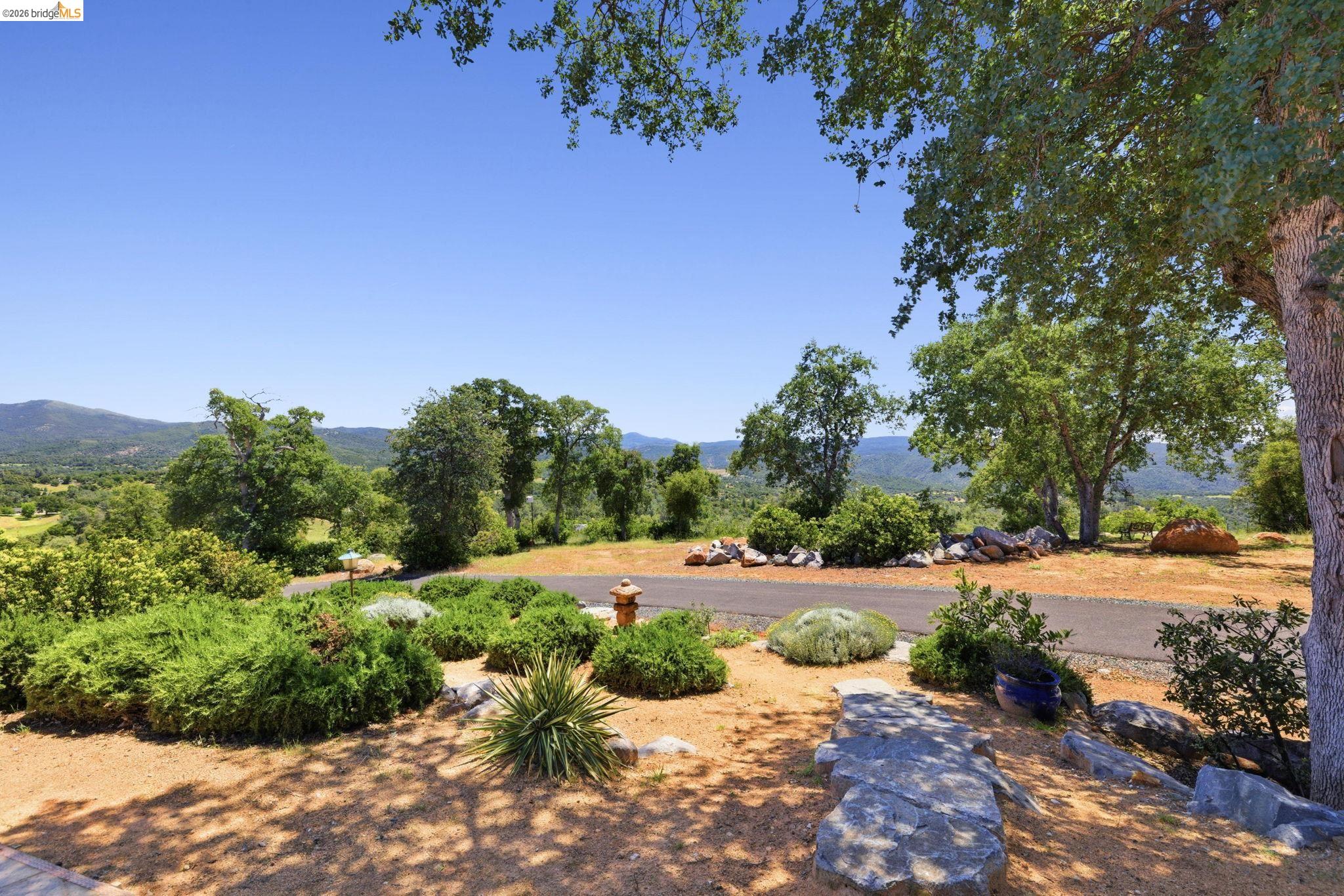 16010 Granite Park Rd, Sonora, CA, 95370, USA, 3 Bedrooms Bedrooms, ,4 BathroomsBathrooms,Residential,Active,16010 Granite Park Rd,41135067