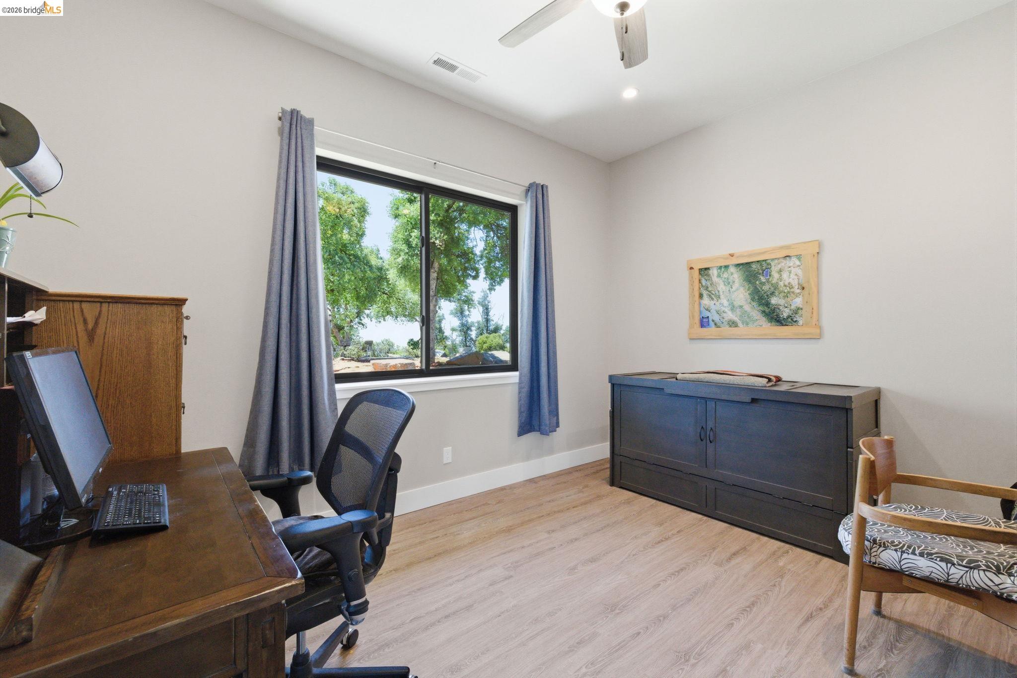 16010 Granite Park Rd, Sonora, CA, 95370, USA, 3 Bedrooms Bedrooms, ,4 BathroomsBathrooms,Residential,Active,16010 Granite Park Rd,41135067