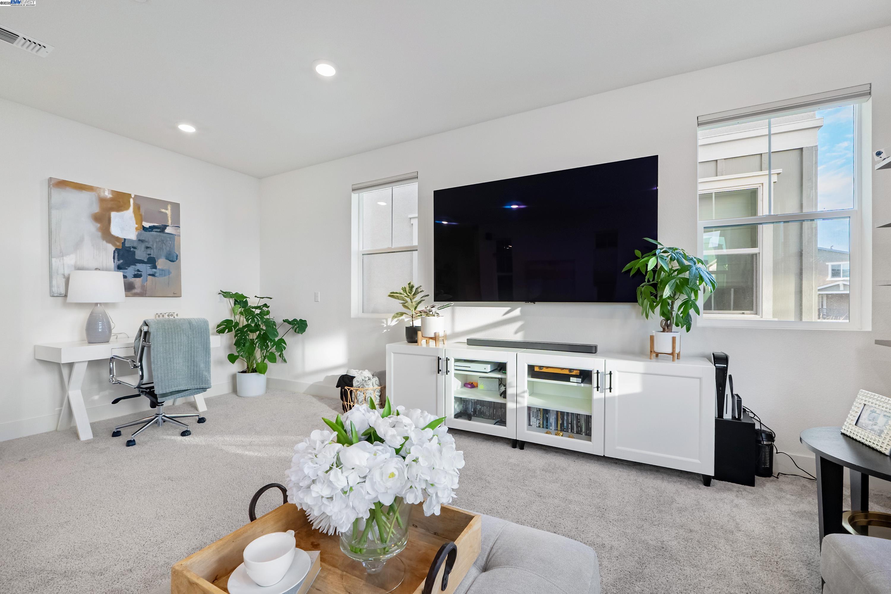 9246 Enterprise Dr