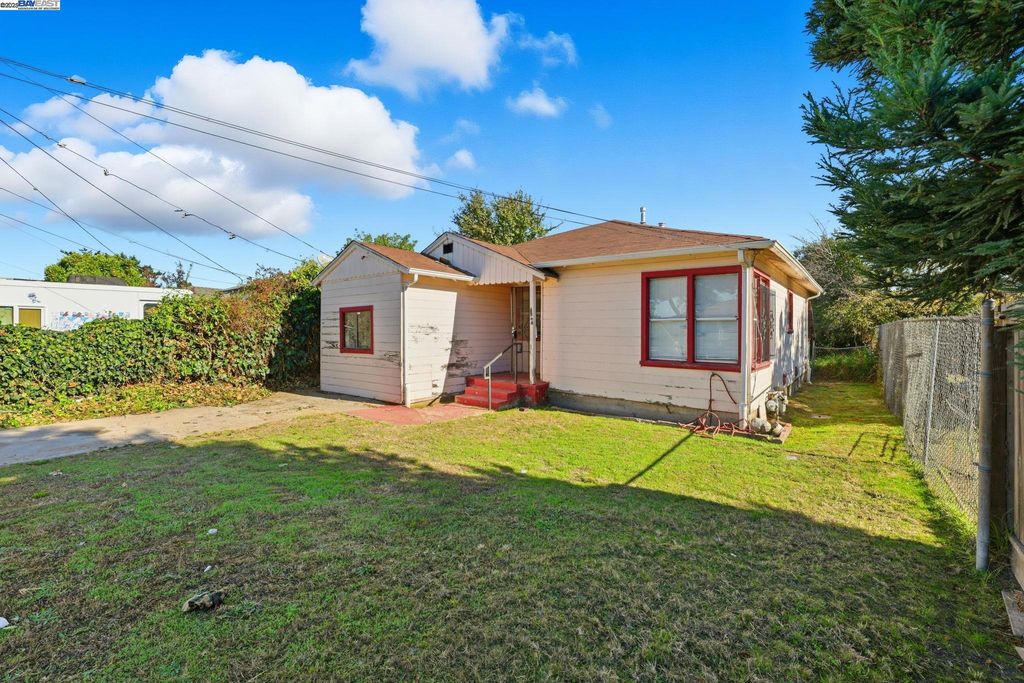 Photo of 9308 F St, Oakland, CA 94603 (MLS # 41116348)