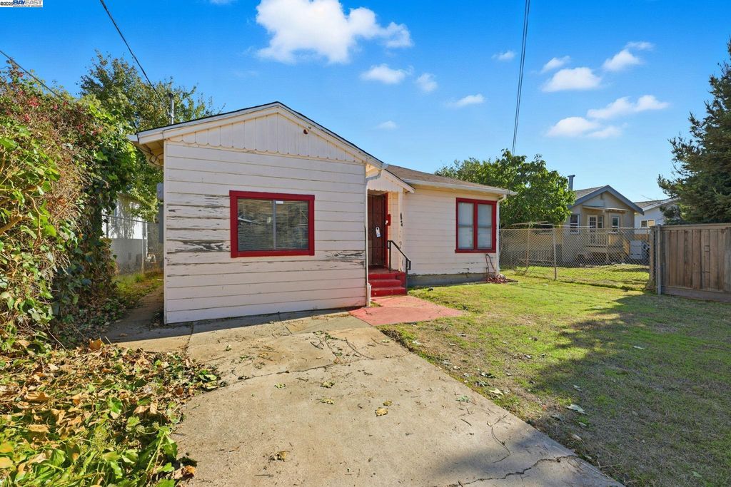 Photo of 9308 F St, Oakland, CA 94603 (MLS # 41116348)