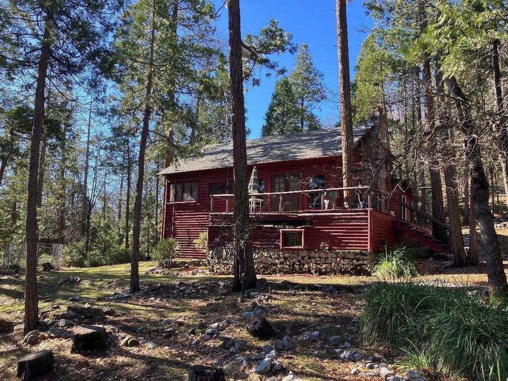 Photo of 22650 Fuller Rd, Twain Harte, CA 95383 (MLS # 41120148)