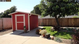 Listing photo 6