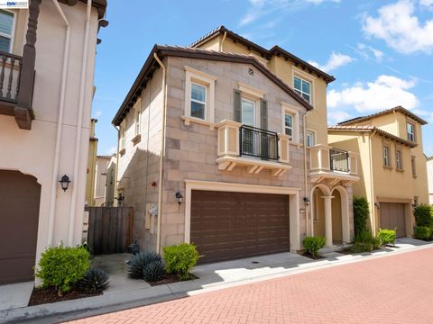 Photo of 5119 Rowan Drive, San Ramon, CA 94582 (MLS # 41132813)