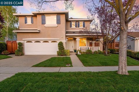 1407 Winding Stream Dr Livermore CA 94551