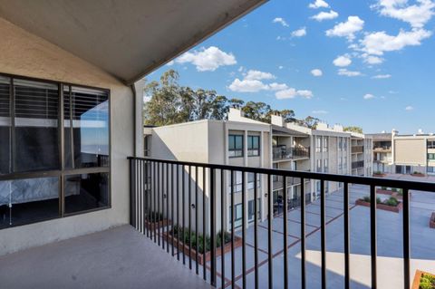 A home in Millbrae