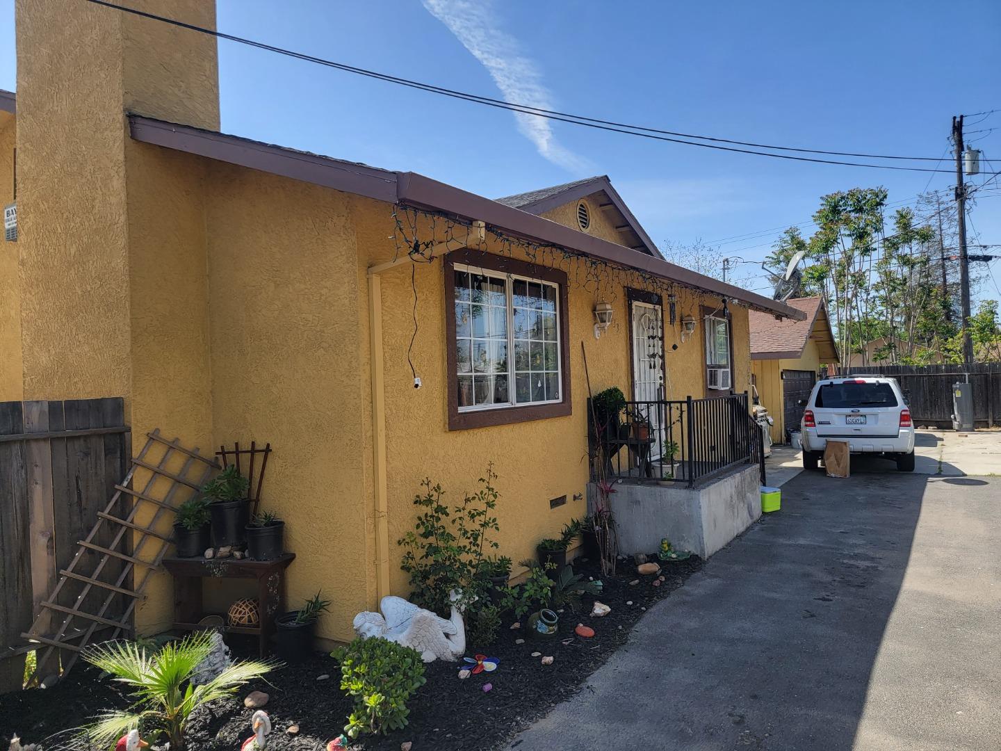 833 Spencer Avenue