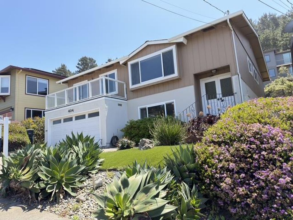 Photo of Pacifica, CA 94044 (MLS # ML82047516)