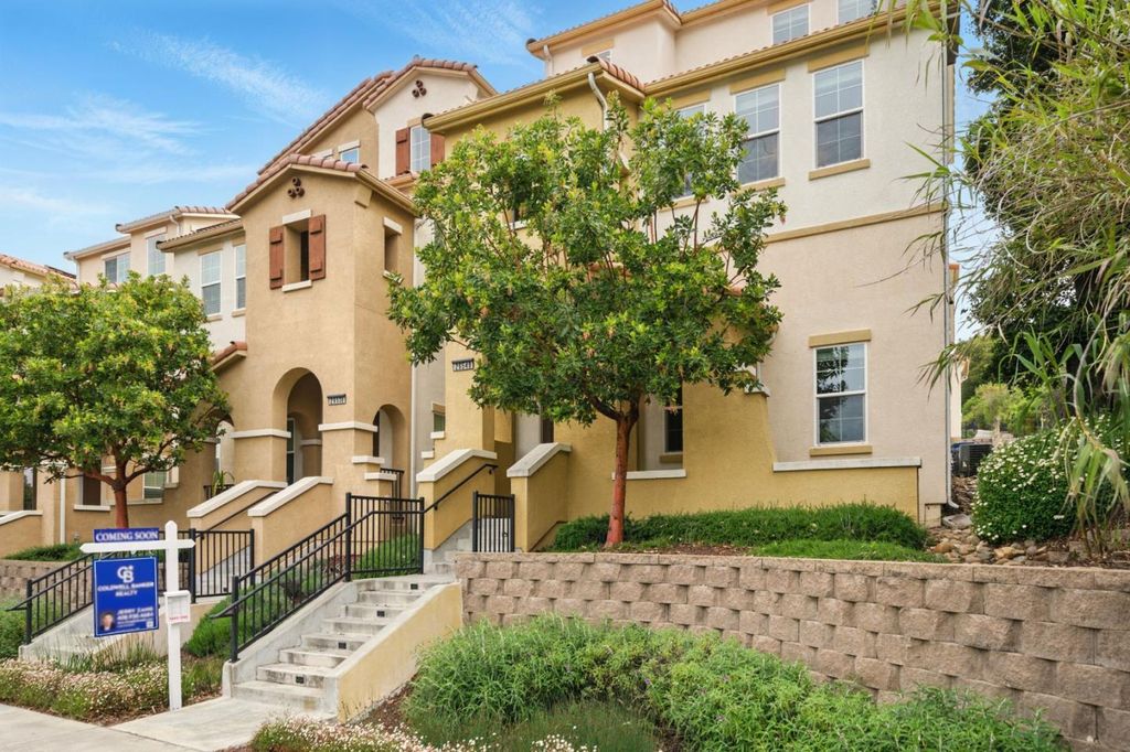 Photo of 26540 Hayward Boulevard, Hayward, CA 94542 (MLS # ML82036892)