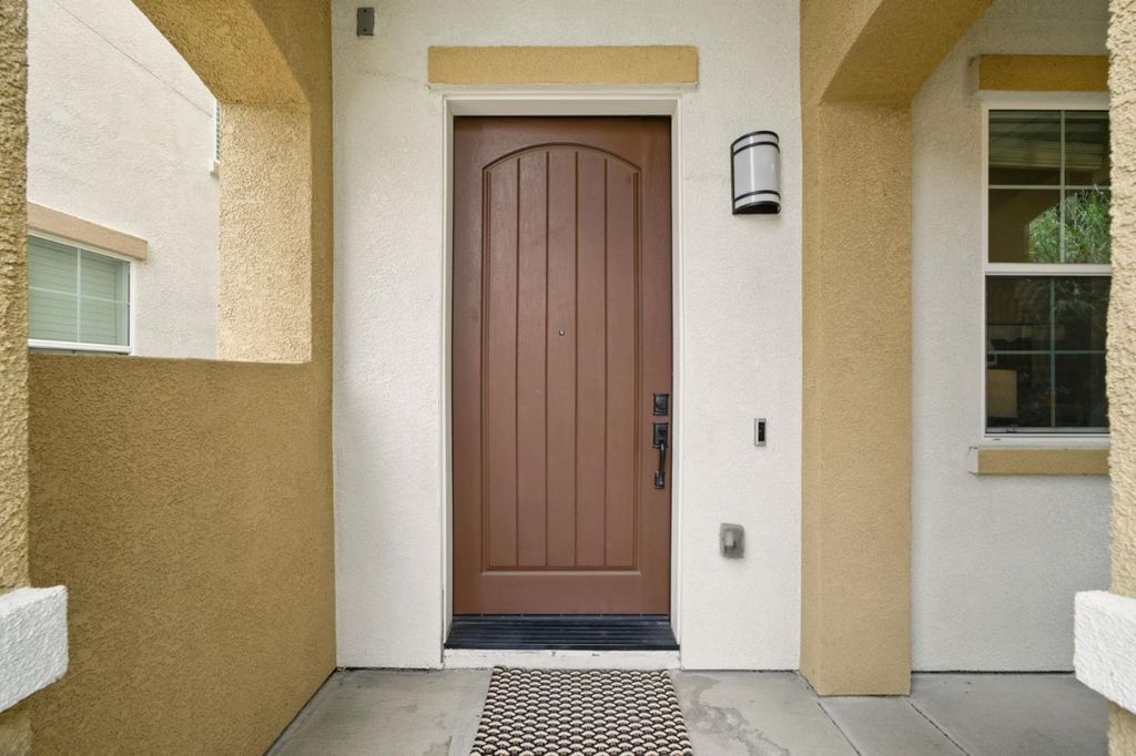 Photo of 26540 Hayward Boulevard, Hayward, CA 94542 (MLS # ML82036892)