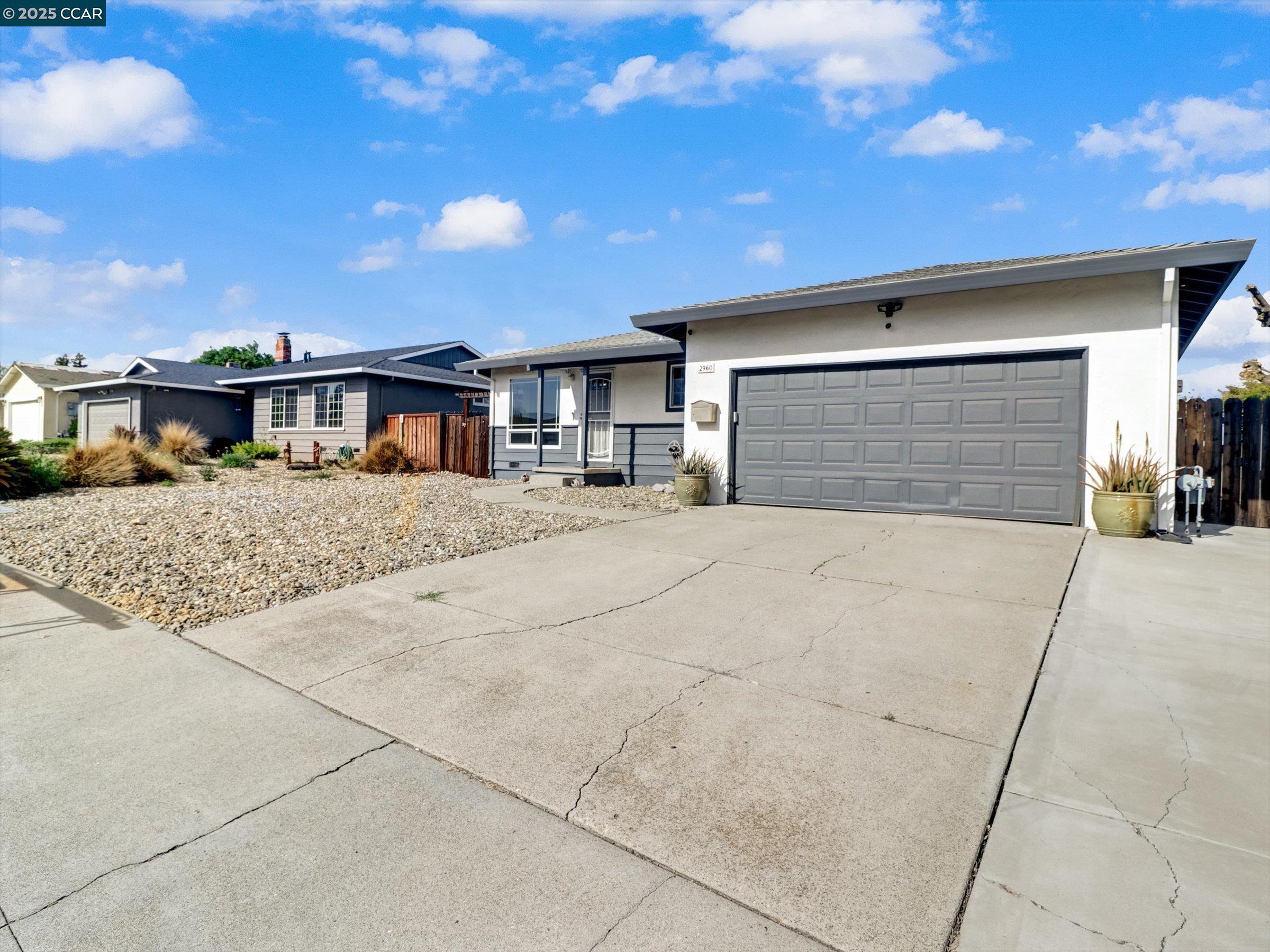 Antioch, California 94509, United States, 3 Bedrooms Bedrooms, ,2 BathroomsBathrooms,Residential,Active,110412